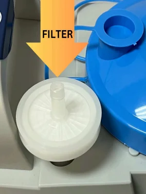 Filter connected on the small filter tube. - Top View